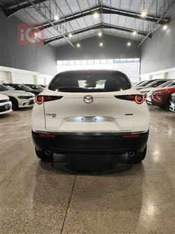 مازدا CX-30